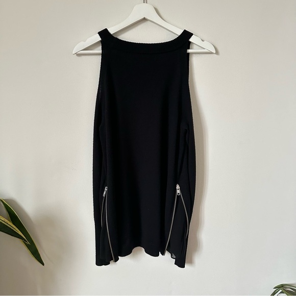 RAMY BROOK Tasha Cold Shoulder Side Zip Black Wool Sweater Top Size S - Picture 4 of 9